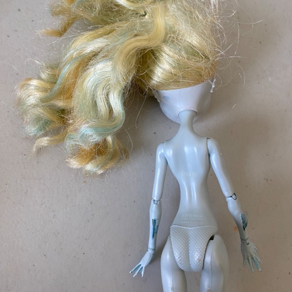 Monster High Lagoona Blue 2008 Doll Only No clothes or accessories - Picture 5 of 9